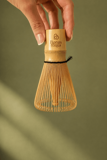 Energijos ritualas: Ceremoninė matcha 100g + Bambukinė šluotelė + Matcha indasBONUS TONUS